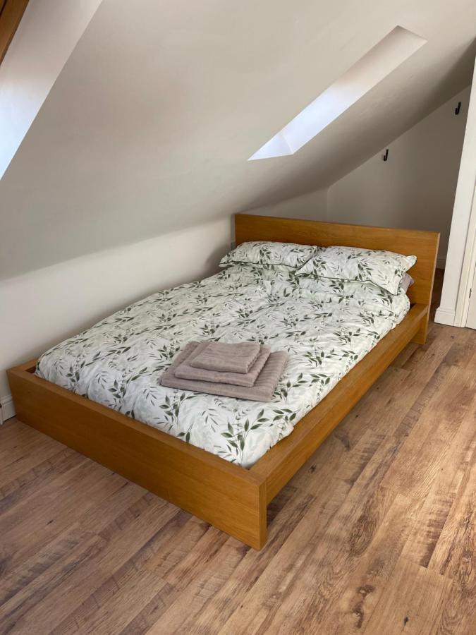 Large, Quiet, Sleeps 16, 4 Bathrooms, Parking, Лестер Экстерьер фото